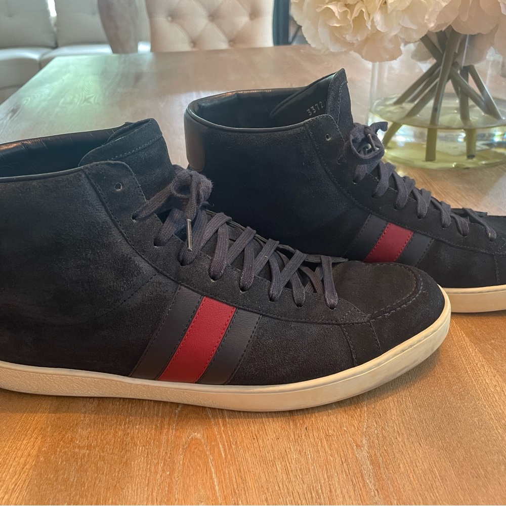Gucci Mens suede sneakers - Picture 2 of 5